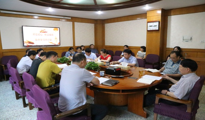 30b29e01bedec82df6a5bc3979e3c18改尺寸.jpg